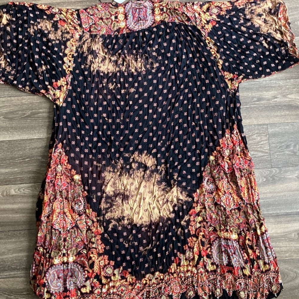 Just in @The King Kouture Boutique Long Black Floral Printed Kimono Med - Picture 8 of 9